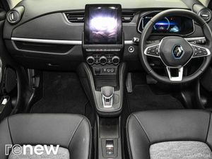 Renault Zoe R135 Z.E 50 GT Line CCS Rapid charge - Image 3