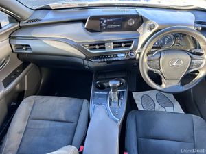 2020 LEXUS UX250h HYBRID DESIGN - Image 2