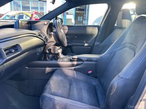 2020 LEXUS UX250h HYBRID DESIGN - Image 4