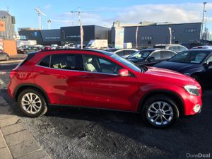 2017 Mercedes GLA SE Executive D - Image 4