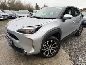 2025 Toyota Yaris Cross 1.5 LUN - Image 2