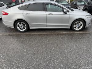 2017 Ford Mondeo 2.0TDCI 150HP Titanium - Image 4