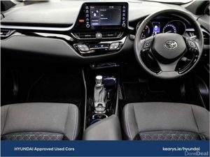 Toyota C-HR 1.8 HYBRID SPORT - Image 4