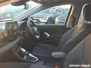 Toyota Yaris 1.5 Hybrid 5Dr Luna - Image 3