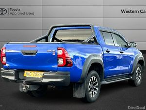 Toyota Hilux 2.8 D-4D GR SPORT Auto 4WD Euro 6 (s/ - Image 2