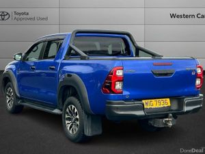 Toyota Hilux 2.8 D-4D GR SPORT Auto 4WD Euro 6 (s/ - Image 4