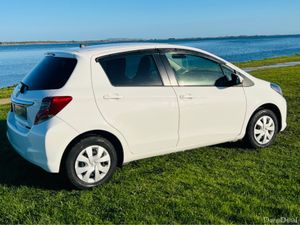 Toyota Yaris DBA-KSP130 5DR AUTO - Image 3