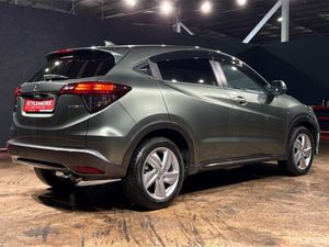 Honda Vezel 1.5 HYBRID - ALLOY WHEELS - MULTI FUNC - Image 4