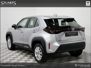 Toyota Yaris Cross Luna 4DR Auto - Image 2