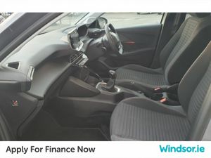 Peugeot 208 1.2 Puretech 75 bhp Active - Image 4