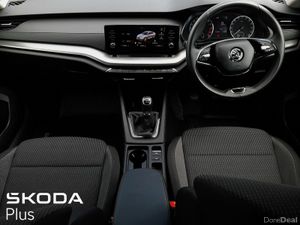 Skoda Octavia **TINY MILEAGE**AMBITION 2.0TDI 115H - Image 2