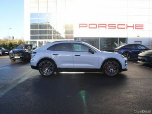 Porsche Macan Turbo - Image 4