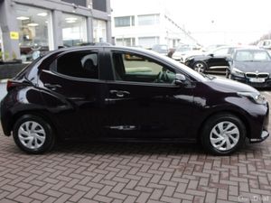 1.0 X-EDITION 5DR HATCHBACK AUTO // AS NEW CONDITI - Image 3