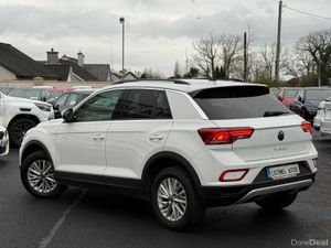 231 VW T-ROC 1.5 AUTOMATIC 150BHP PETROL - Image 2