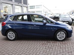 218D SE LUXURY EDITION 5DR ESTATE AUTO // MINT CON - Image 3