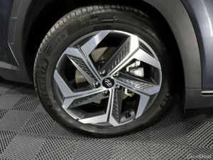 Hyundai Tucson PHEV EXECUTIVE 4WD 1.6L PETROL AUTO - Image 4