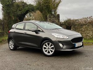 Ford Fiesta 1.1 Titanium. very low mileage - Image 3