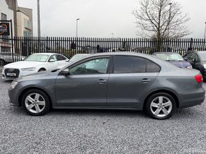 2015 (151) Volkswagen Jetta 2.0 TDI 110HP CLine - Image 4