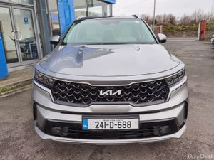 KIA SORENTO 2.2  AUTO DIESEL **SUNROOF + 7 SEATS** - Image 3