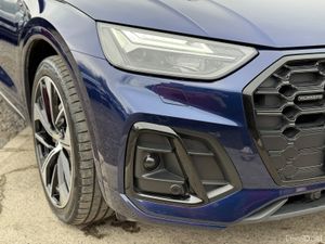 2022 Audi Q5 40 TDI QUATTRO S-LINE BLK EDITION - Image 4