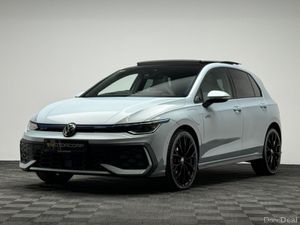 Volkswagen Golf GTE 1.5 PHEV 272HP DSG *PAN ROOF* - Image 3