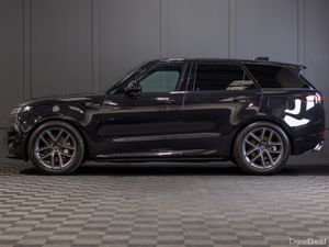 2025 Range Rover Sport P460e Dynamic SE - Image 3