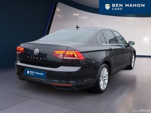 Volkswagen Passat 2020 - Image 2