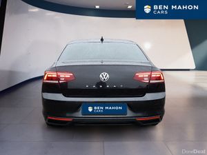 Volkswagen Passat 2020 - Image 4