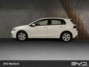 Volkswagen Golf 2.0 TDI 115HP Life - Image 4