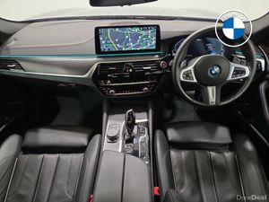 BMW 5-Series 530e M Sport Touring - Image 4