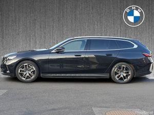 BMW i5 eDrive40 Sport Edition Touring - Image 4