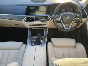 BMW X5 xDrive45e xLine - Image 4