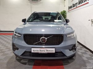 Volvo XC40 T4 PLUS DARK RECHARGE AUTOMATIC **ONE O - Image 3