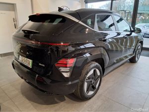 Hyundai KONA PLATINUM 65KWH ** ONLY 2500 km ** - Image 2