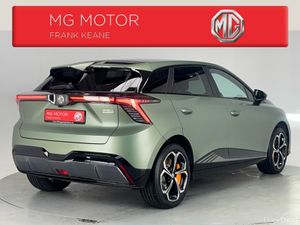 MG 4 X POWER RACING GREEN 435BHP 64KWH AUTO **HEAT - Image 4
