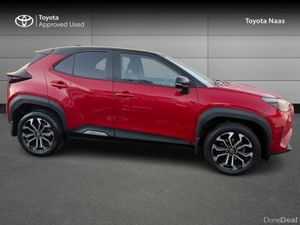 Toyota Yaris Cross CROSS LUNA SPORT - Image 3