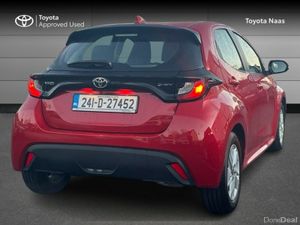 Toyota Yaris YARIS HYBRID 1.5 LUNA - Image 2