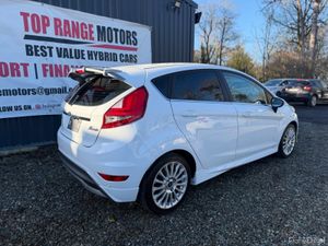 Ford Fiesta **2015  low Milage - Image 4