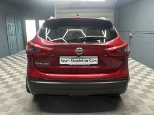 Nissan Qashqai 1.5 DSL SV MY19 4DR - Image 4