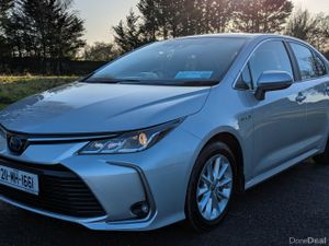 TOYOTA COROLLA LUNA  /AUTO/ HYBRID - Image 4