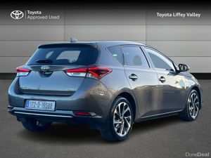 Toyota Auris HYBRID SOL 4DR AUTO - Image 2