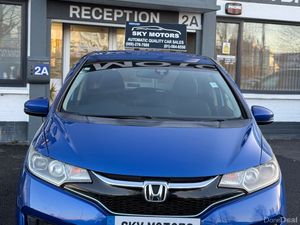 2016 Honda Fit  1.5 Hybrid auto Top Specs - Image 2