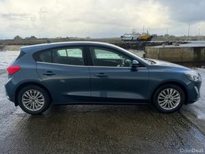 Ford Focus Titanium Edition 1.0T125 A8 4D - Image 2