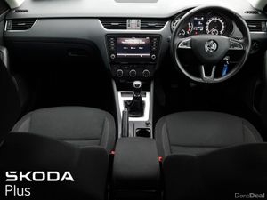 Skoda Octavia **TINY MILEAGE**AMBITION 1.6TDI 115H - Image 2