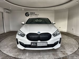 BMW 1-Series 2022 - Image 2