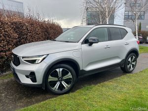 Volvo XC40 2022 1.5 T4 Recharge *Hi Spec* - Image 3