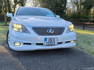 2009 Lexus LS 600 h Road tax 400 euro - Image 2