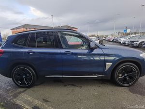 BMW IX3 80KWH PREMIER EDITION **SUNROOF** - Image 4