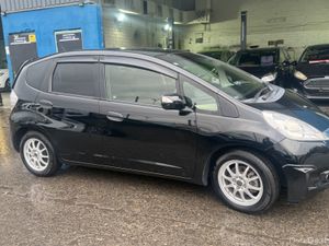 2012 Honda Fit sports Hybrid Automatic - Image 3