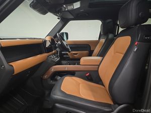 Land Rover Defender Diesel Estate X-Dynamic HSE - Image 4